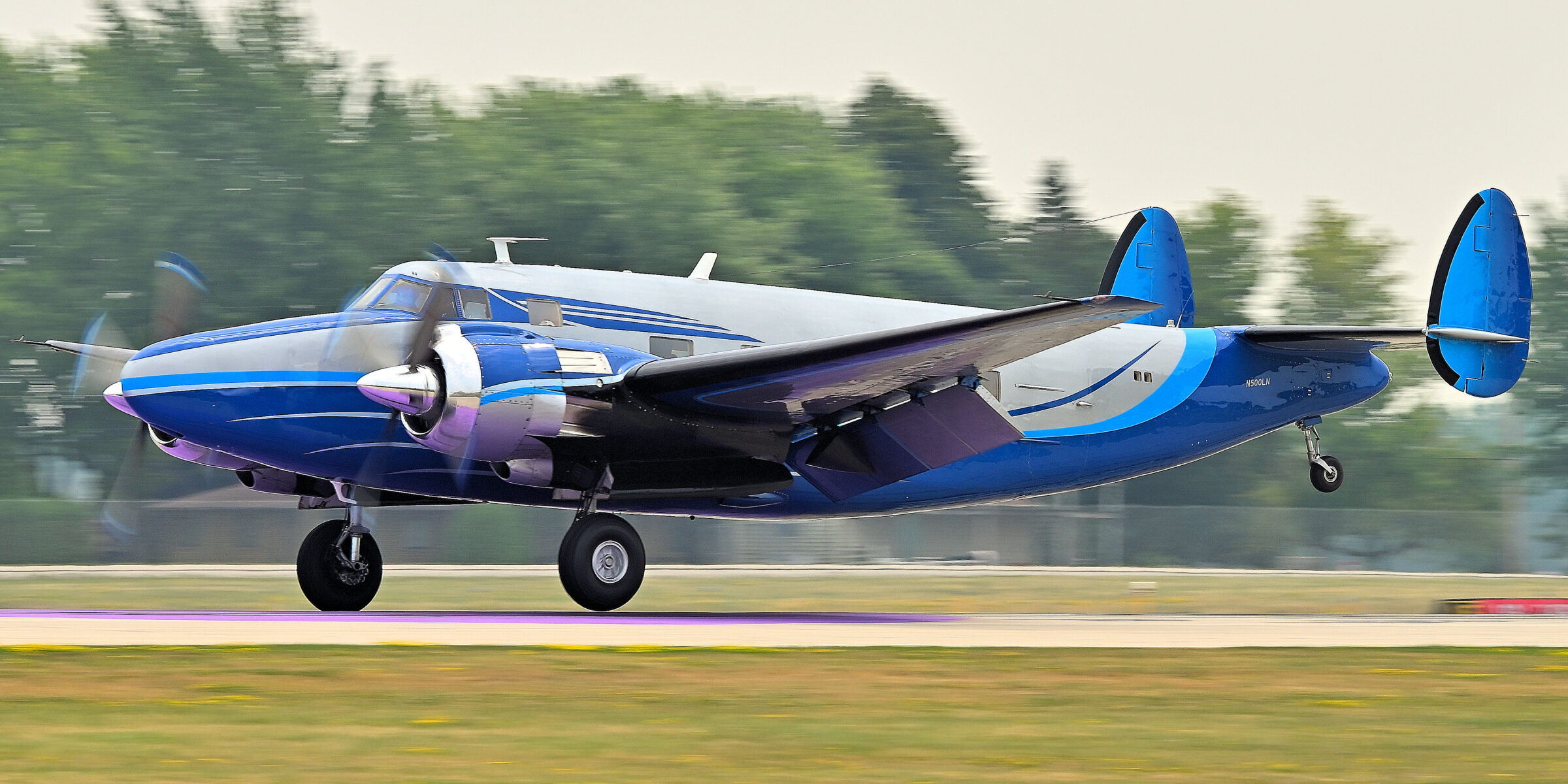 Howard 500 on takeoff roll